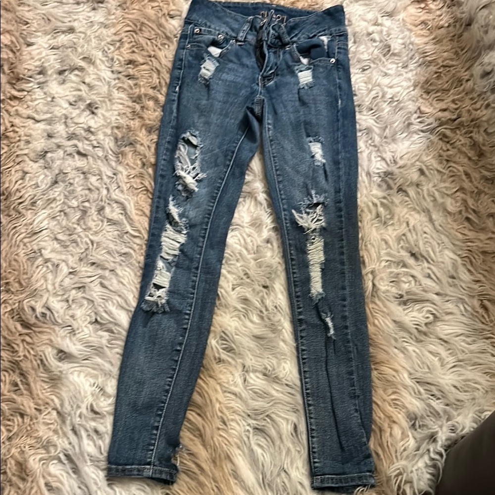 Rue21 Distressed Jeggings (size 2)